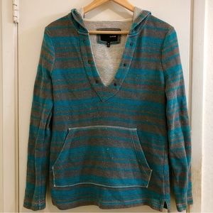 Hurley Woman’s Mexico Style Hoodie Poncho Kangaroo Pocket Blue/Gray Size Small.